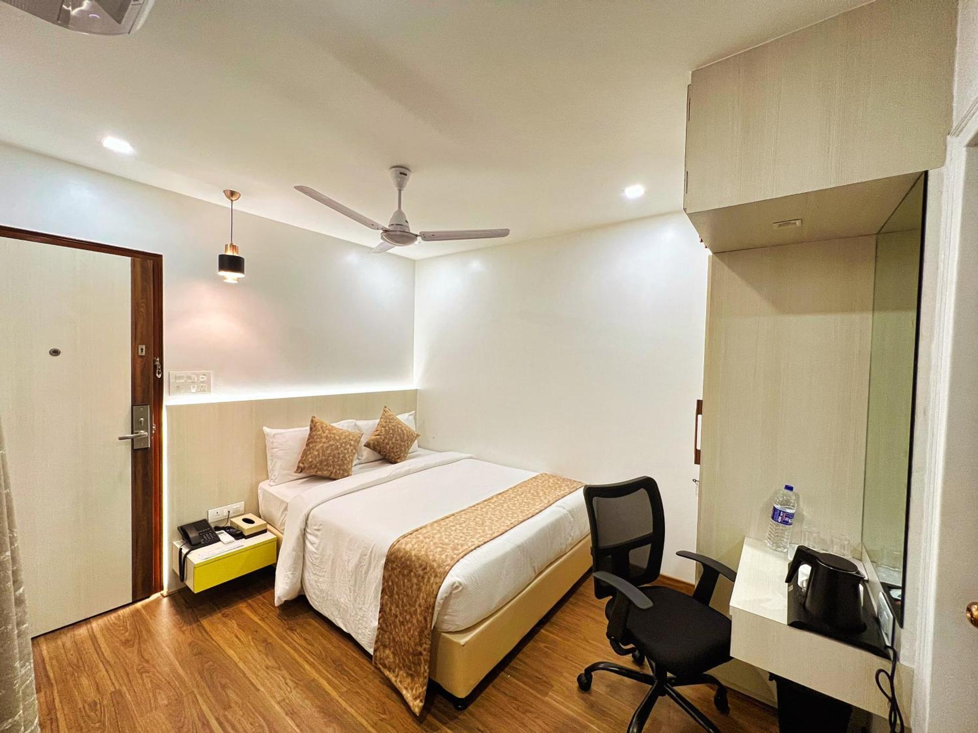 White House By Maxxvalue Service Apartments Bandra Mumbai Kültér fotó